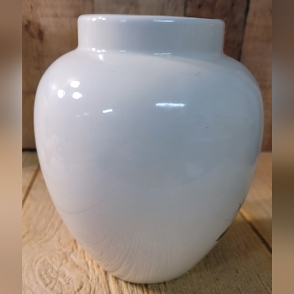 7-3/4 Tall Vase With Blue Jay Pair sitting on a branch. - Picture 4 of 7